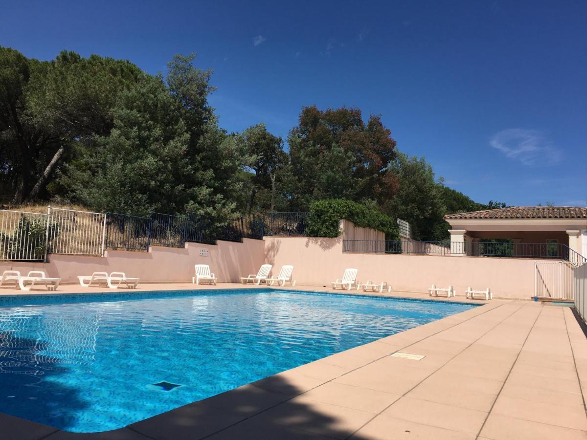 Sainte-Maxime - 3 Bedroom Apartment, Air Conditioned, Outdoor Terrace, Swimming Pool Extérieur photo